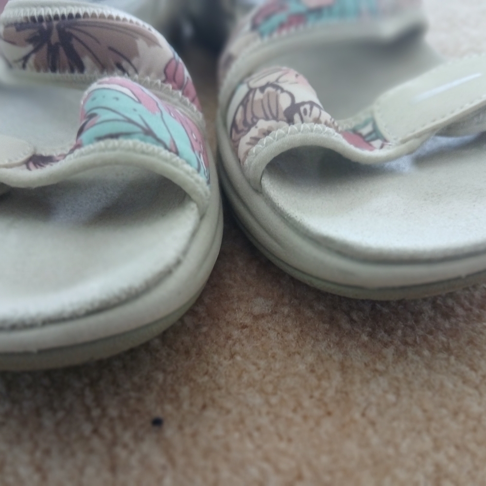 Easy Spirit Floral Sandals 8.5M - Picture 5 of 7